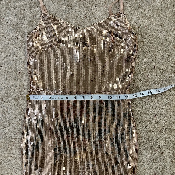 HMS Gold Sequins dress with fringe - Picture 7 of 9